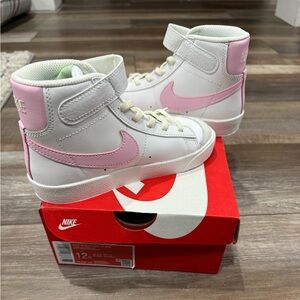 New Nike Kids High-Top Sneakers - White and Light Pink